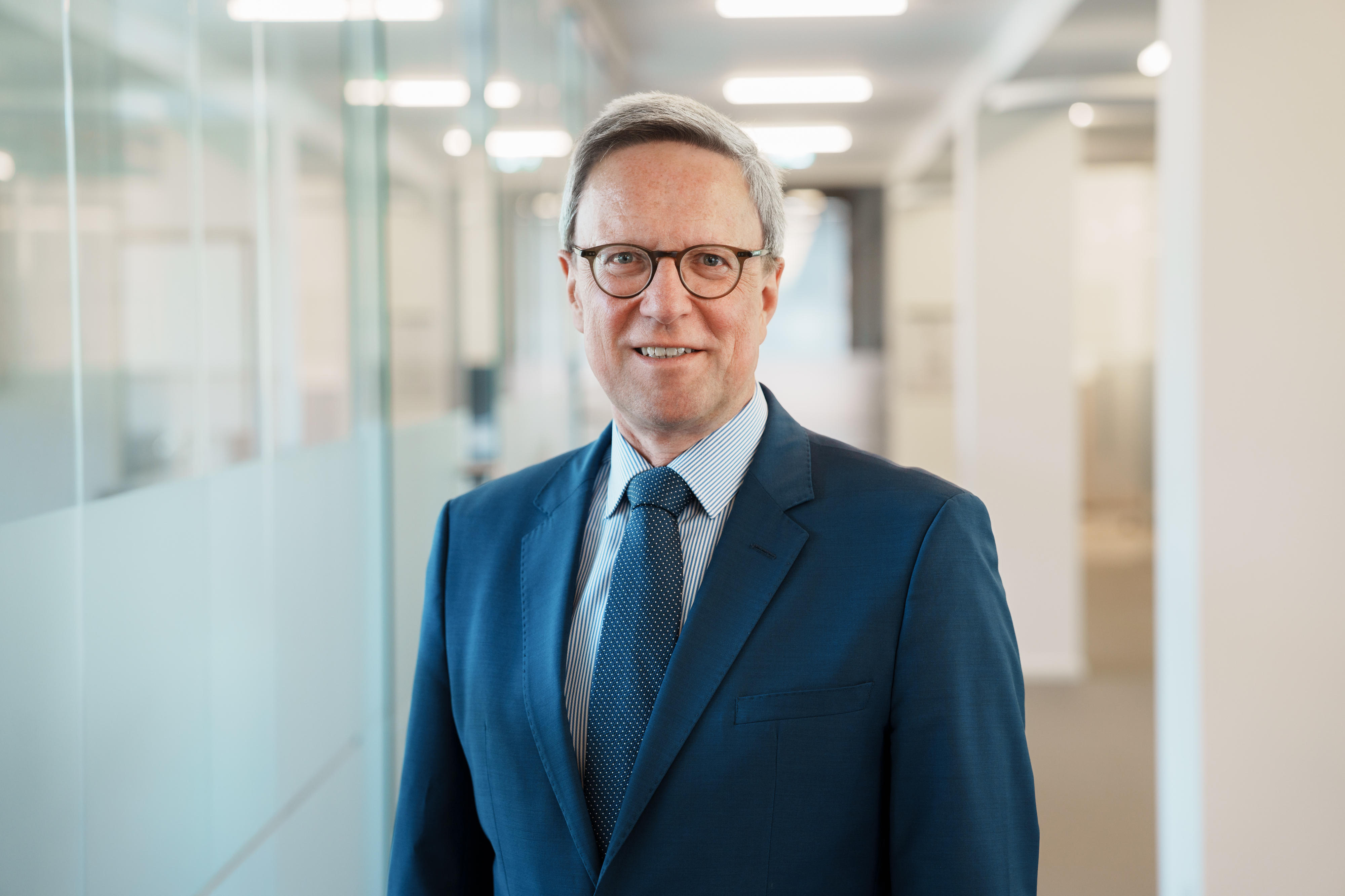 Dr. Matthias Fonger