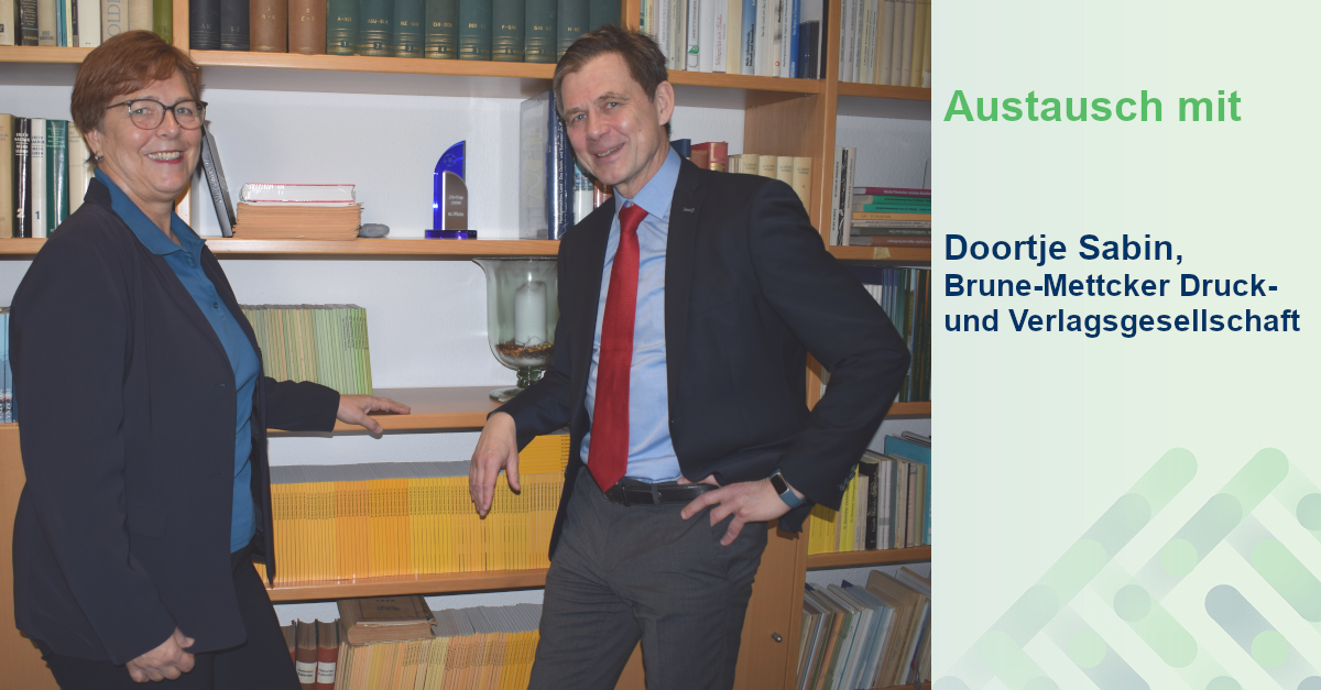 V. l.: Doortje Sabin (Brune-Mettcker Duck- und Verlagsgesellschaft) und IHK-Präsident Jan Müller.