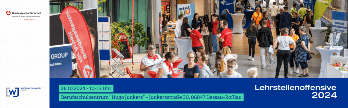 Schüler informieren sich an Messeständen im Berufsschulzentrum Hugo Junkers Dessau 