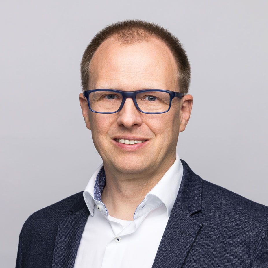 Dr. Roman Diederichs (1)