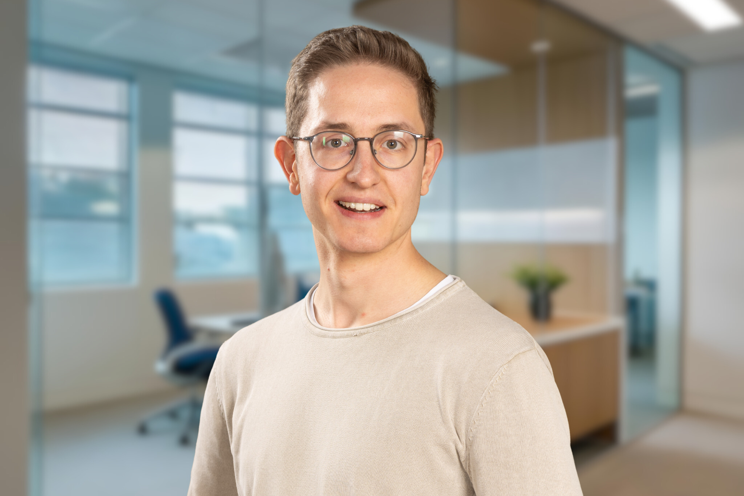 Portraitbild Luis-Aaron Wulfert