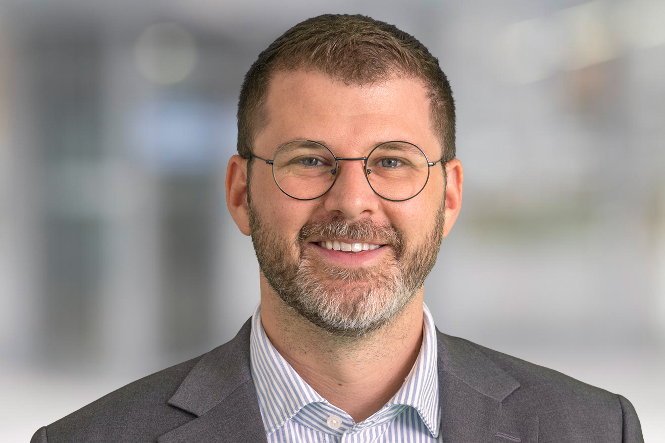 Dr.Frank Hiller