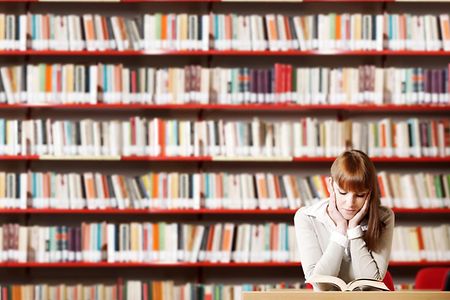 Student_Bibliothek