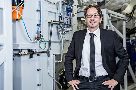 Professor Dr. Bert Buchholz