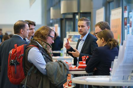 karrieretag-messe-01