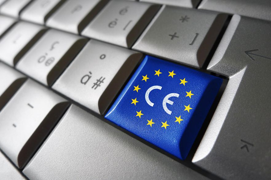 CE-Kennzeichnung auf einer Tastatur