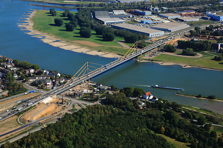 A 40 Brücke Duisburg-Neuenkamp