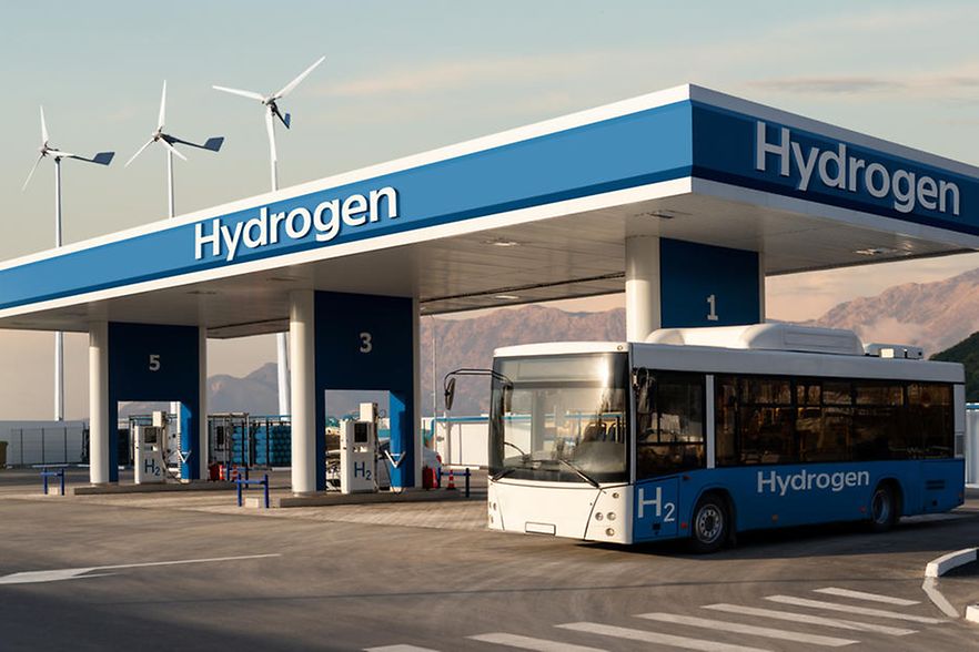 Fuel,Cell,Bus,At,The,Hydrogen,Filling,Station.,Concept