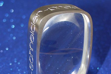 Preissymbol des Ernst-Schneider-Preis, dem Journalistenpreis der deutschen Wirtschaft