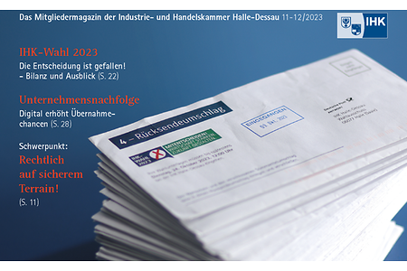 Stapel mit Briefumschlägen (nicht barrierefrei, PDF-Datei)