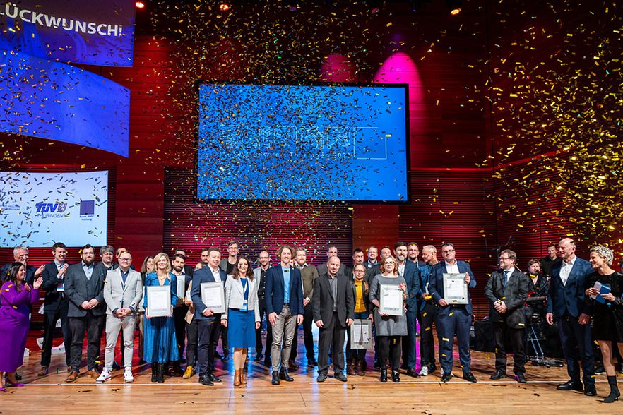 Innovationspreis_2023_Sieger_Inet_nurOwi
