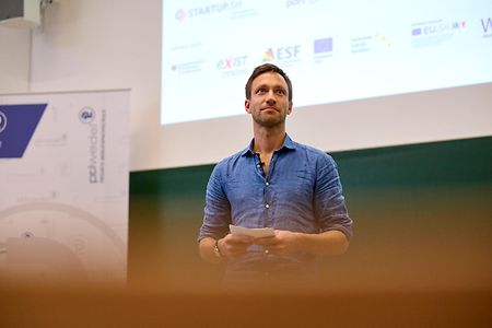 ki-juli 24-prof wedel