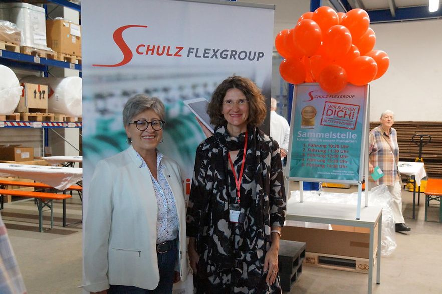  Cordula Schulz mit Jenny Geis