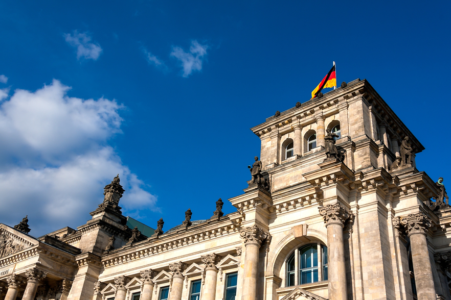 Politik muss Mindset der Wirtschaft annehmen Ausschnitt Bundestagsgebäude