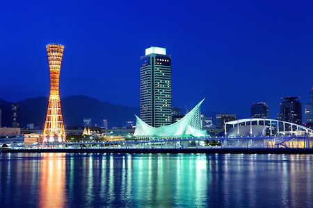 Der Hafen in Kobe bei Nacht