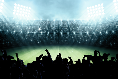 Stadion mit Schattensiluetten