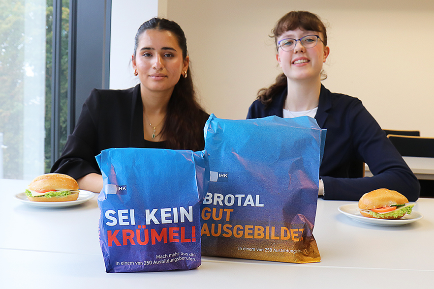 Dlnaz und Anna (v.l.).