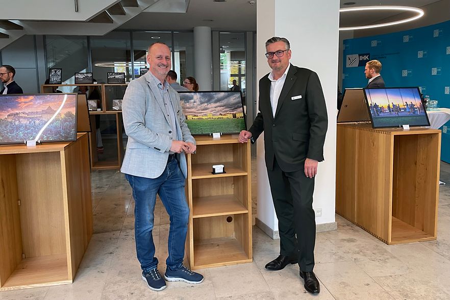 Eugen Knoth und Dr. Arnd Klein-Zirbes bei Kunst im Foyer