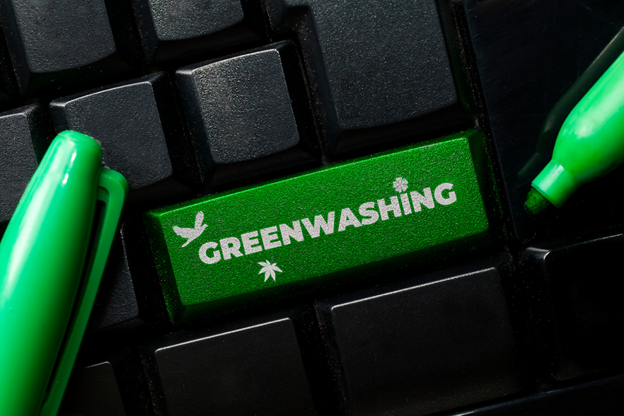 Tastatur mit der Aufschrift Greenwashing