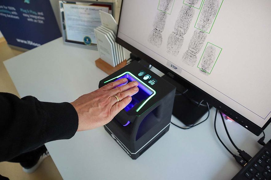 IDloop_Scanner_Hand_Inet_nurOwi