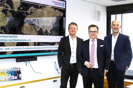 Berichteten &uuml;ber die Lage der Edelmetallbranche: v.l.n.r.:&nbsp; Thomas Wei&szlig;, York Alexander Tetzlaff und und Franz-Josef Kron