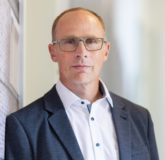Dr. Christian Pape