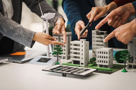 Team bei der Stadtplanung
