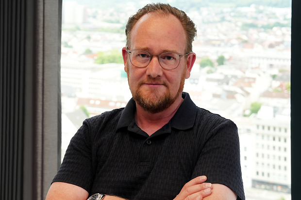 Portr&auml;tfoto von Thomas Honemeyer, Vorstand der Bielefelder InSys AG