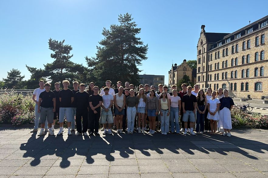 37 Studenten duales Studium BWL