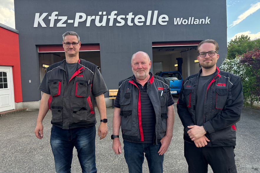 Dietmar Wollank (M) mit seinen beiden Nachfolgern.